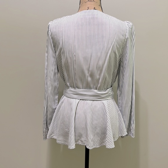 Loft Brand. Size Small. Wrap Around Blue & White Stripe Women’s Blouse. - Picture 4 of 8